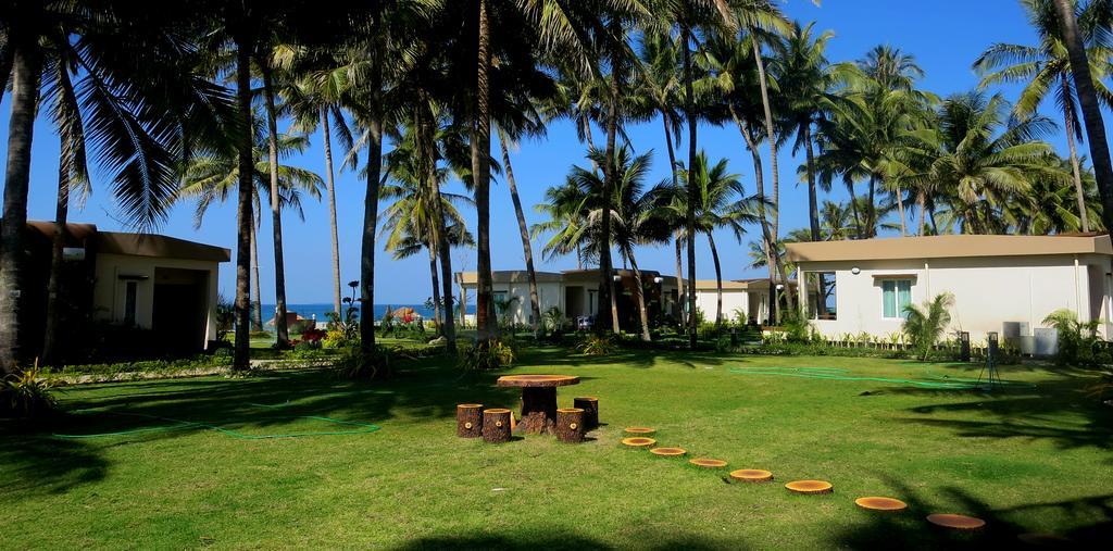 Ocean Blue Beach Hotel Ngwesaung Exterior photo