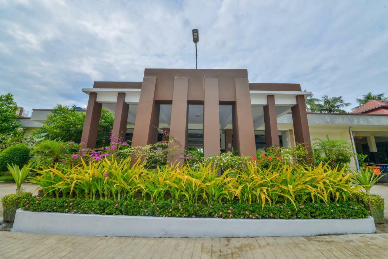 Ocean Blue Beach Hotel Ngwesaung Exterior photo