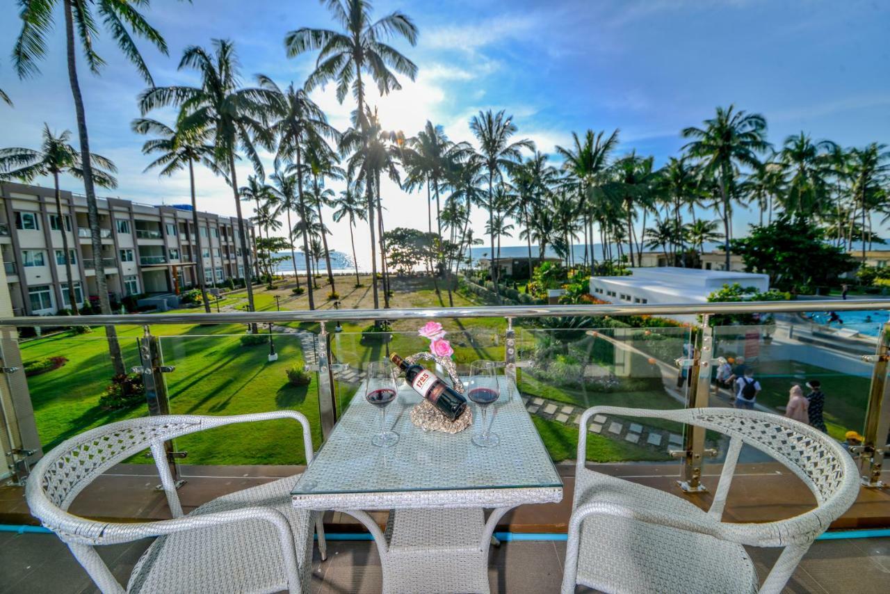 Ocean Blue Beach Hotel Ngwesaung Exterior photo