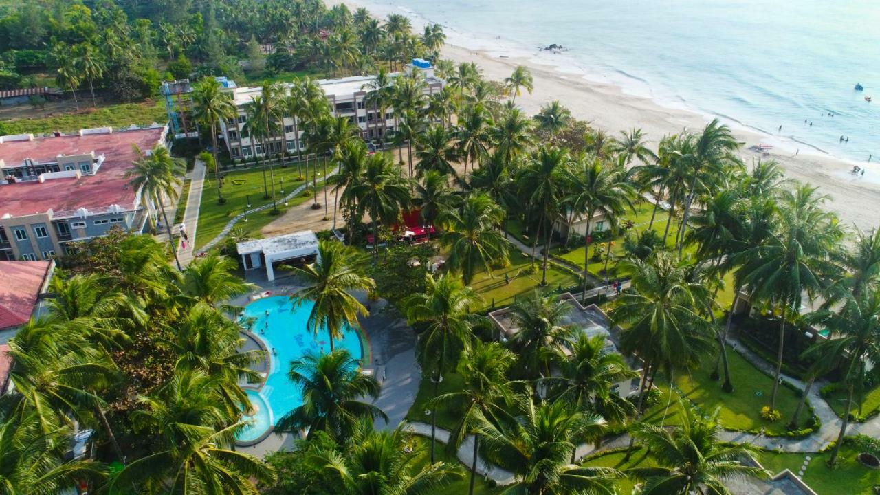 Ocean Blue Beach Hotel Ngwesaung Exterior photo